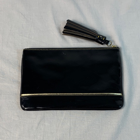Dark Academia Dooney & Bourke Black Patent Leather Preppy Pouch - Picture 3 of 9